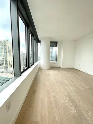 Rented by Modern Spaces | media 3