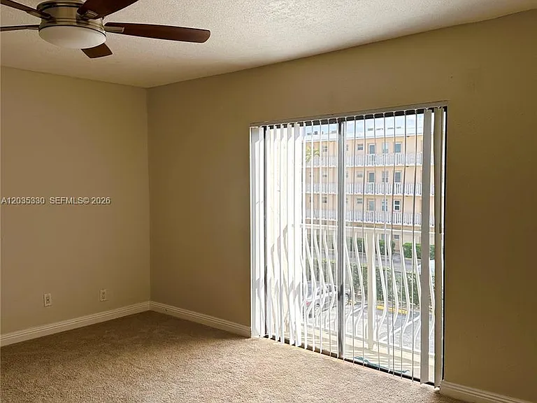 500 NE 2nd St #327 — Photo 15