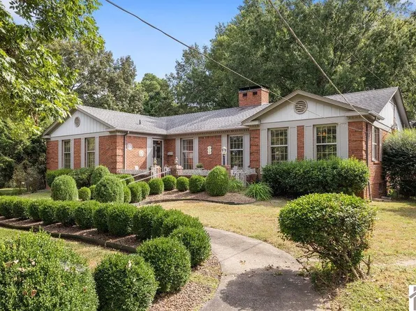 310 Oakdale Dr, Murray, KY 42071