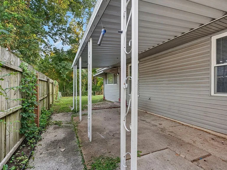 3444 Woodpath Dr — Photo 29