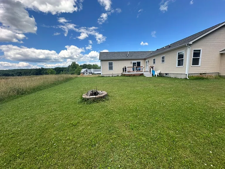 29 Jacob Ave — Photo 12