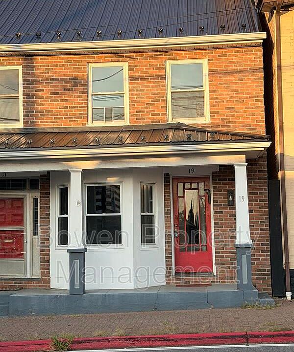 1st image of 19 S Main St