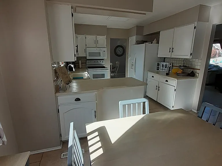 7914 W Quarto Ave — Photo 14