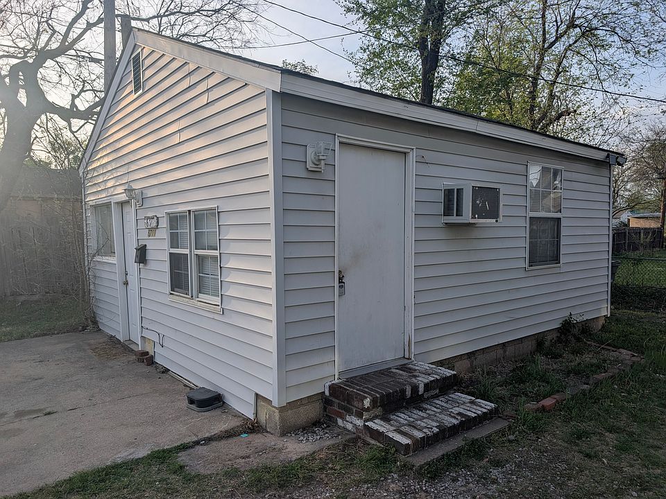 1st image of 6711 E Pine St