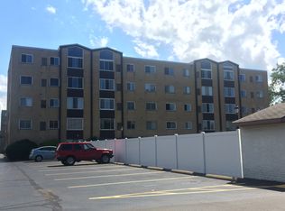 25735 Lorain Rd UNIT 209, North Olmsted, OH