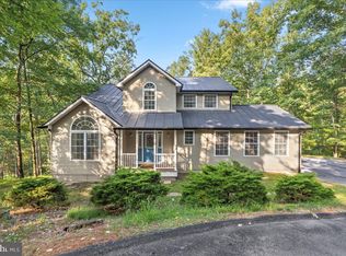 523 Northwood Cir, Cross Junction, VA 22625