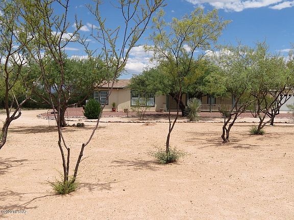5th image of 631 N Manzanita Pl