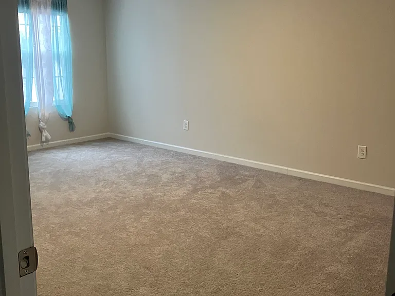 335 Anna Gray Cir — Photo 5