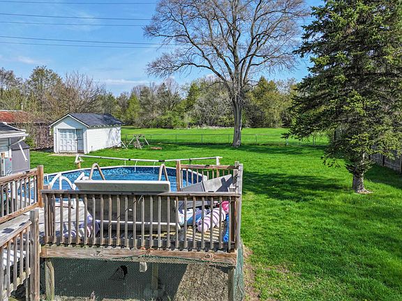 5th image of 3293 E Pierson Rd