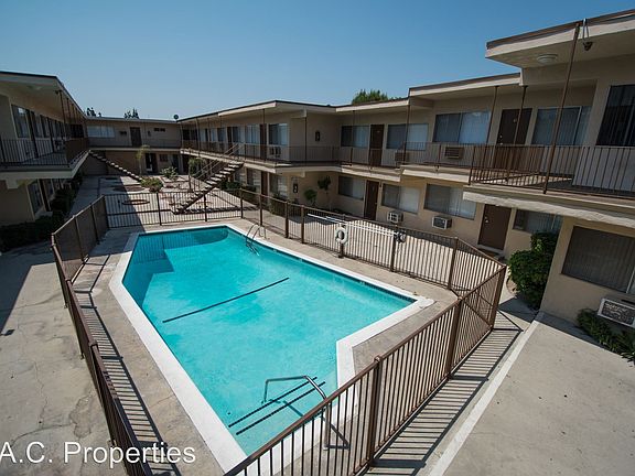 2nd image of 11840 Kittridge St APT 06