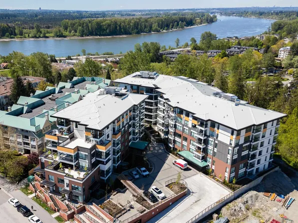 11641 227th St #102, Maple Ridge, BC V2X 9J6