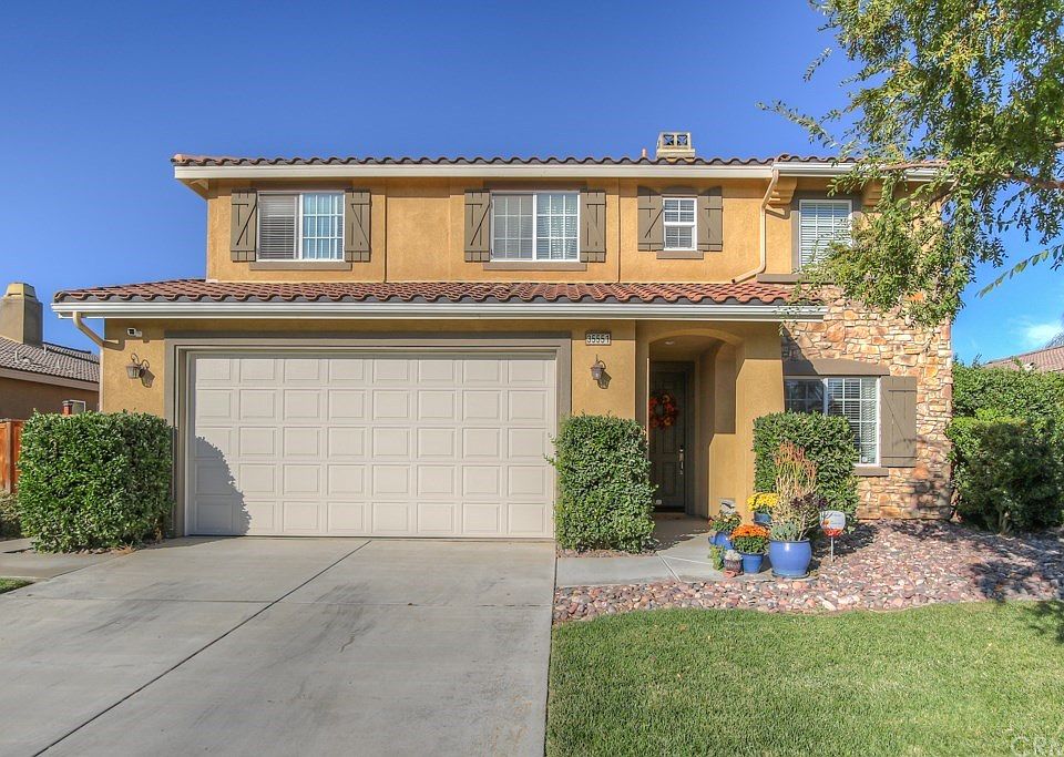 1st image of 35551 Cloche Dr