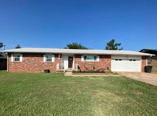 1703 Primrose Ln, Perry, OK 73077