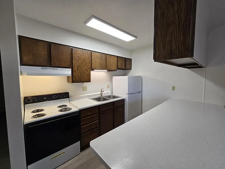 725 Macon Ave #4 — Photo 12