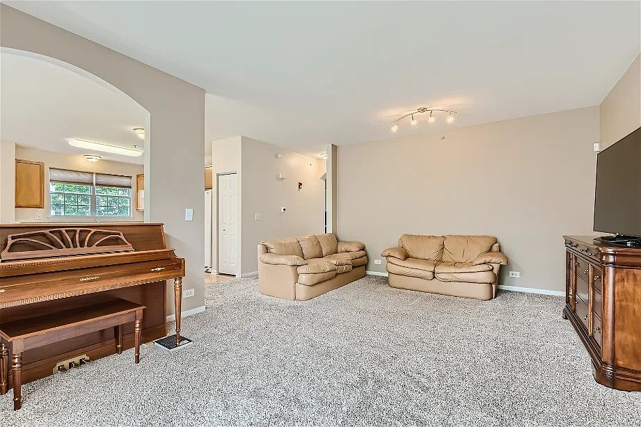 2973 Concord Ln Wadsworth, IL, 60083 - Apartments for Rent | Zillow