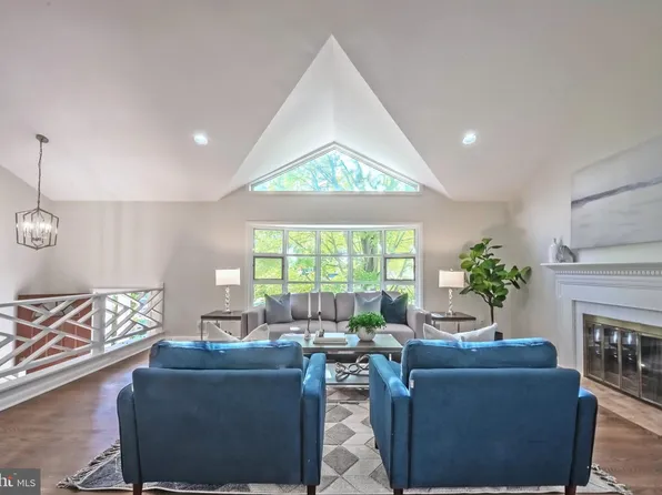 7514 Salem Rd, Falls Church, VA 22043