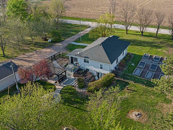 2nd image of 22719 Mill Rd