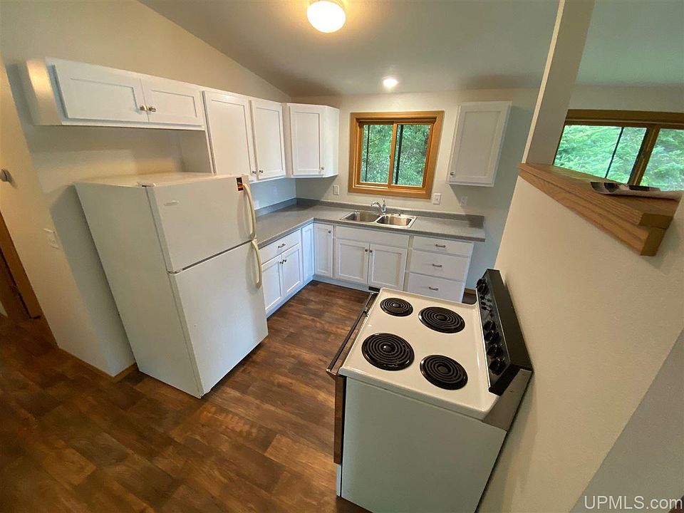 E5692 Chaney Lake Rd, Bessemer, MI 49911 Zillow