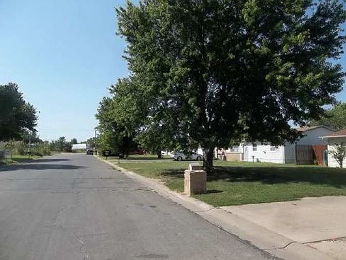 2nd image of 1313 Sunnyside Ave