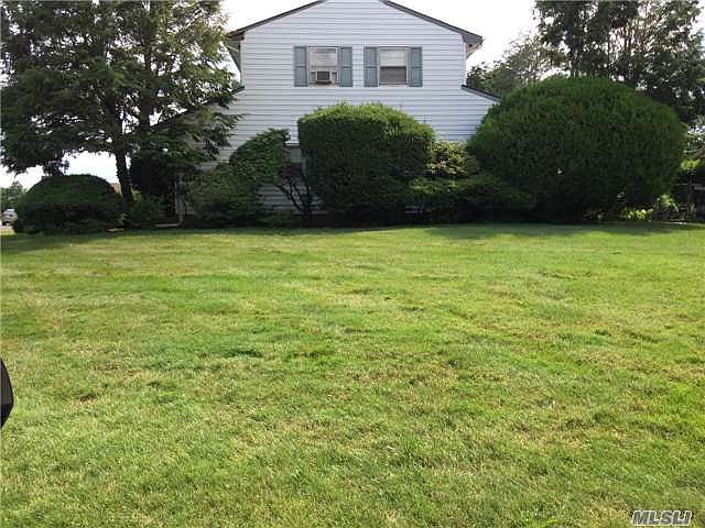 2nd image of 18 Beechwood Ln