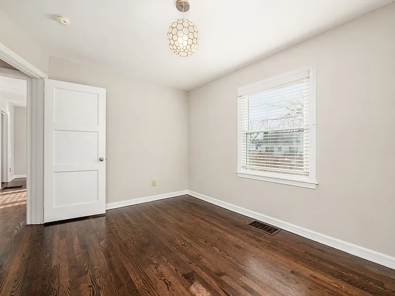 316 E Weisheimer Rd — Photo 12