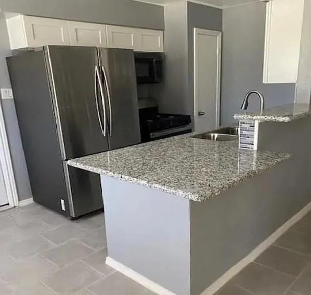 10902 Segrest Dr — Photo 2