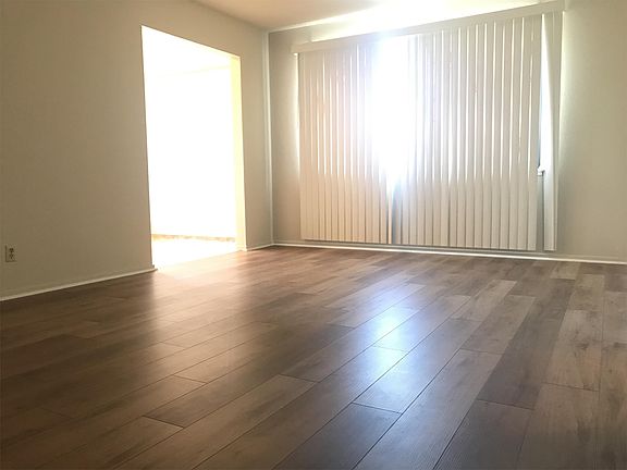 3rd image of 796 Masson Ave APT 3