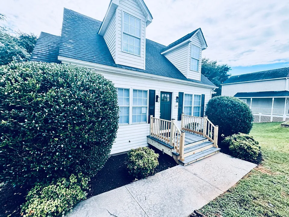 107 Willard Way