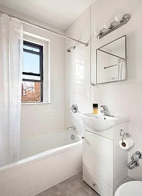 Rented by Triumph Property Group | media 19