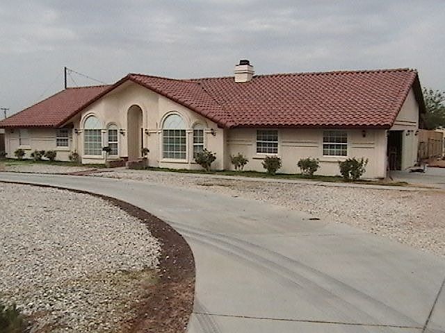 MAIN HOUSE=2483 SqFt.