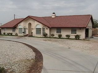 16550 Candlewood Rd, Apple Valley, CA 92307