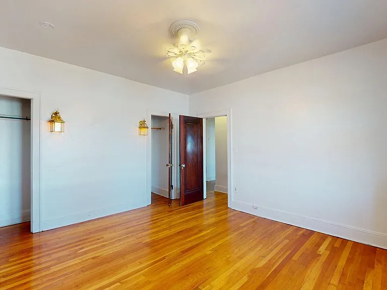 12485 Cedar Rd — Photo 6