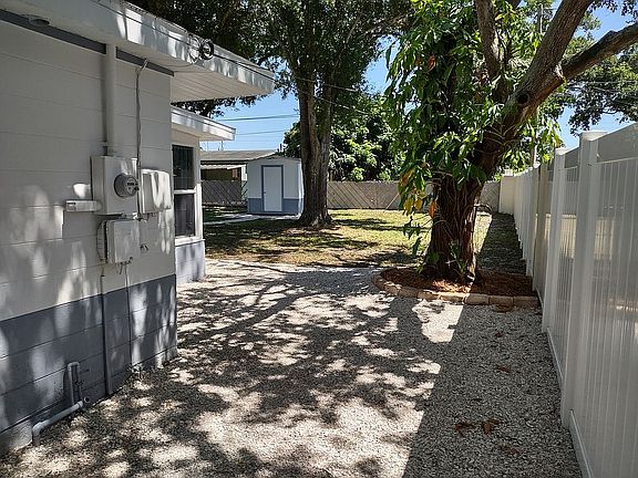 4th image of 6144 55th Ave N