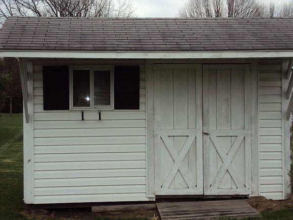 5th image of 648 Mayfield Dr