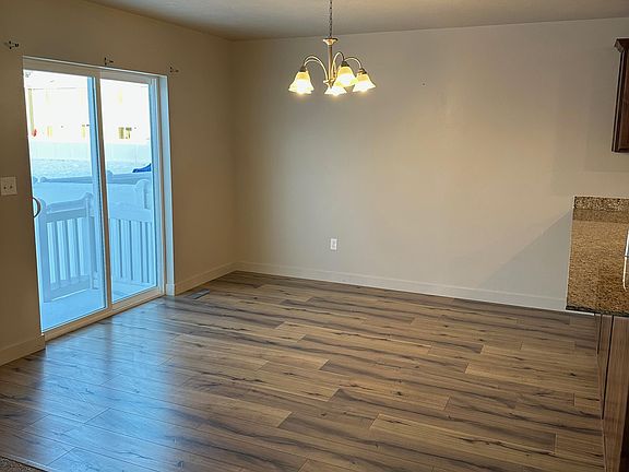 4th image of 1738 W 1210th St S #1