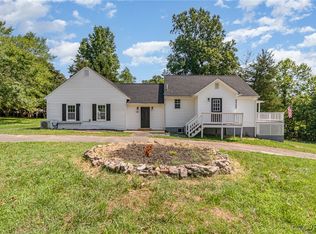 24 Hummingbird Ln, Cumberland, VA 23040