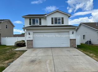7403 N Calamonte Ln, Coeur D Alene, ID 83815