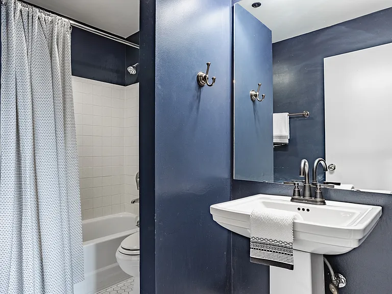 430 N Park Ave #504 — Photo 22