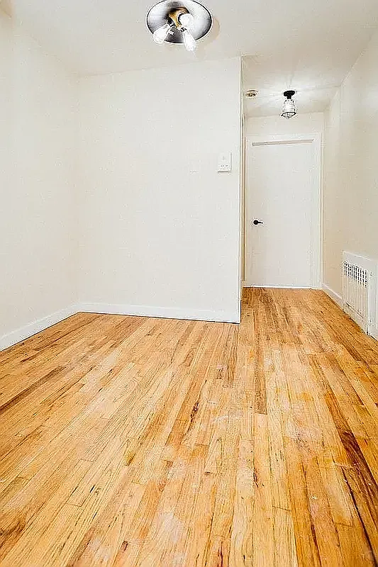 104 Washington Avenue — Photo 3
