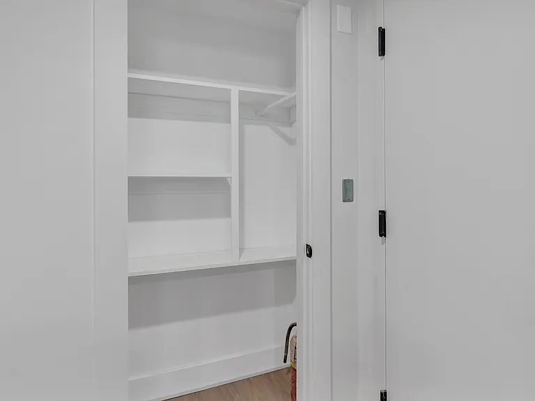182 Waterman St #B1 — Photo 10