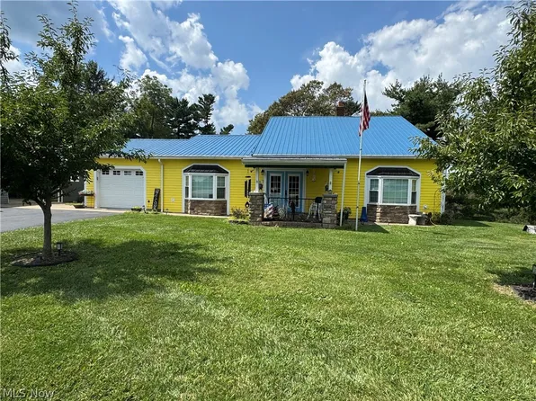53532 High Ridge Rd, Bridgeport, OH 43912
