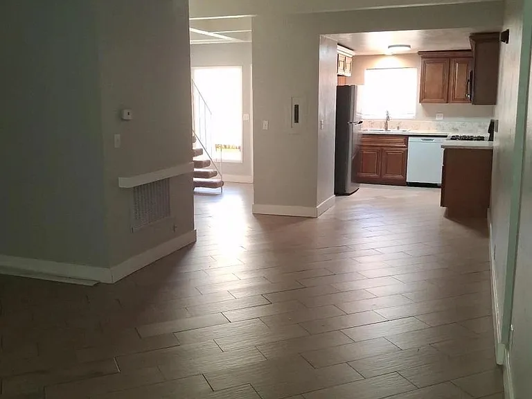 915 Paseo Grande #9 — Photo 16