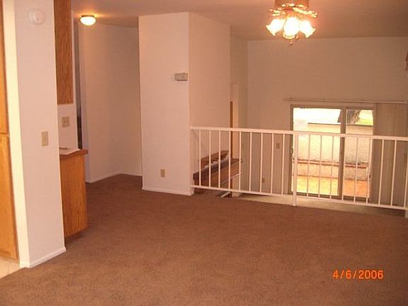 5th image of 17922 River Cir APT 2