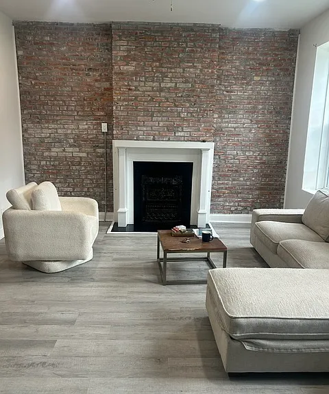 3242 Nebraska Ave #2 — Photo 2