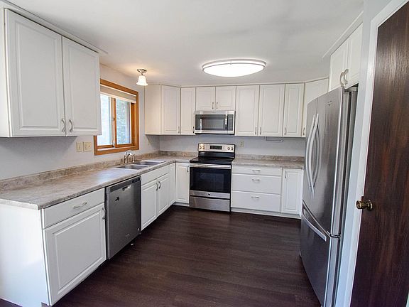 5th image of 2526 Carla Ln NW