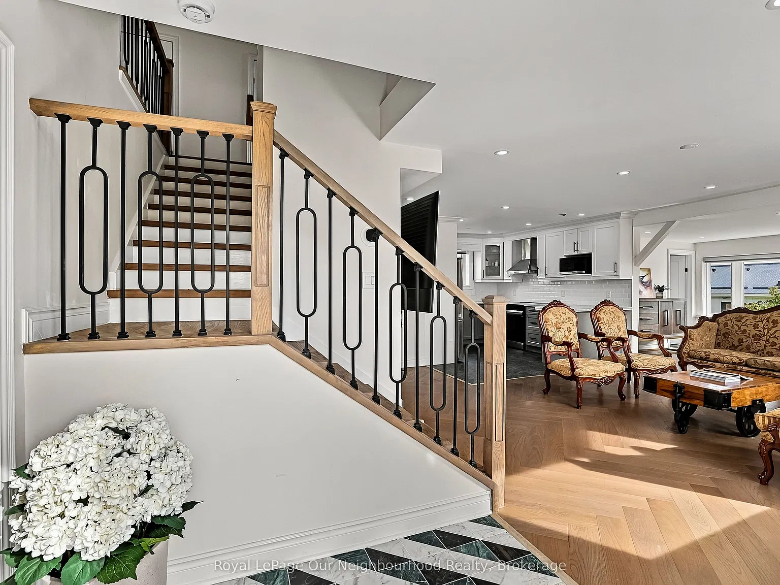 4 bed, $3,000 — Photo 3