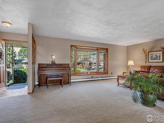 4th image of 4 Princeton Cir