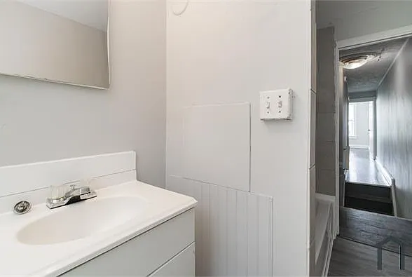 100 S Monastery Ave — Photo 20