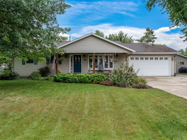 5810 Vesper Dr, South Beloit, IL 61080