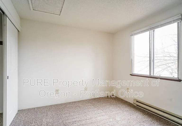 Parkway Garden — Photo 65